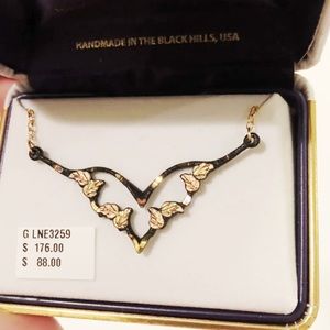Black Hills Gold Necklace and Earrings Set vines